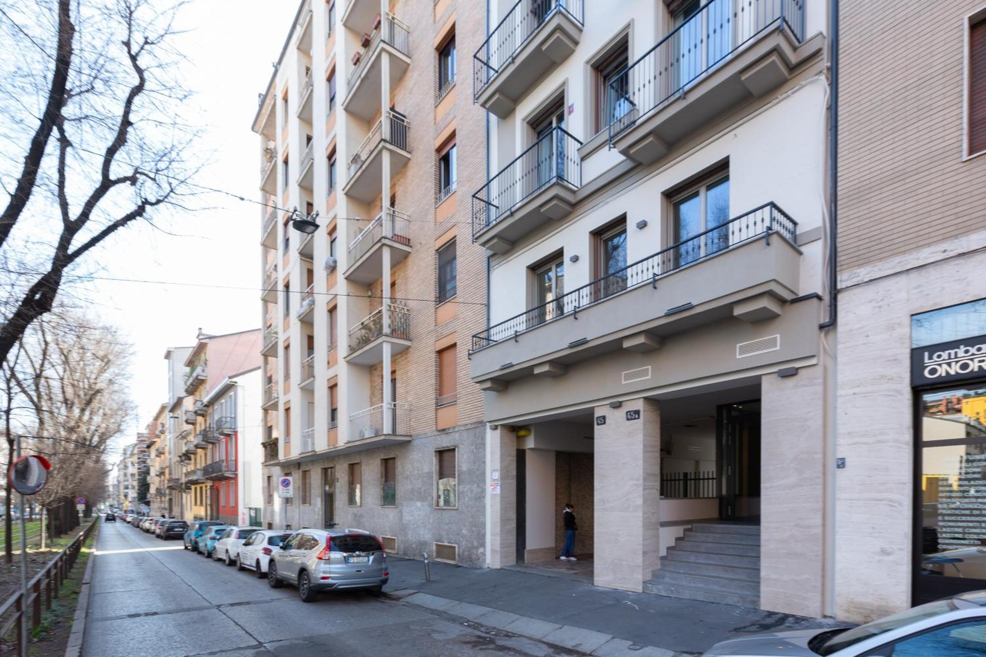מילאנו Bullona Elegant Apartment מראה חיצוני תמונה